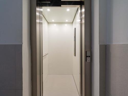 Gran apartamento con ascensor cerca playa Las Canteras BT3A