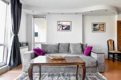 Stylish 1BD Apt in Lozenets with large balcony by Flat Manager