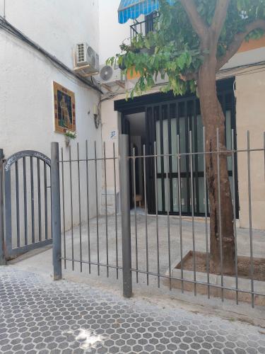 Estudio céntrico, a pie de calle