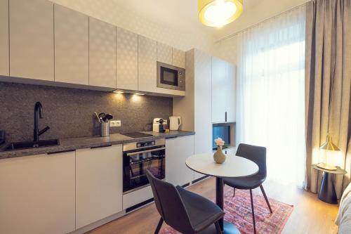 LeonArt Living 13