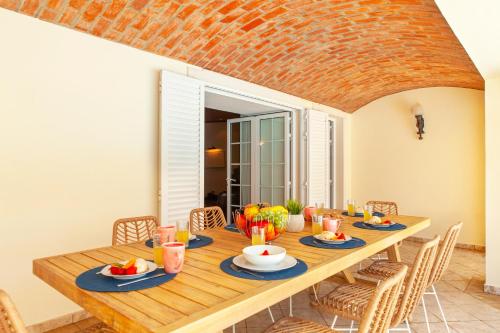 Villa Las Palmas - Moradia com piscina aquecível e BBQ - Albufeira