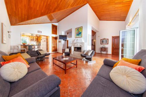Villa Las Palmas - Moradia com piscina aquecível e BBQ - Albufeira