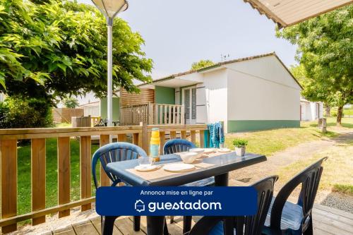 24 - Le Paradisier - Village vacances