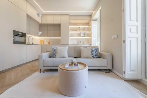 Moderno apartamento junto a Plaza España