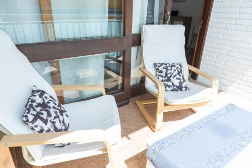 Linda Reina - Terraza, Wifi & a 2 minutos de la Playa de Las Canteras