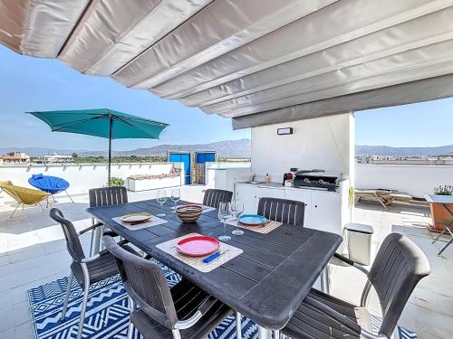 B Marina 410 Atico un dormitorio vista canal