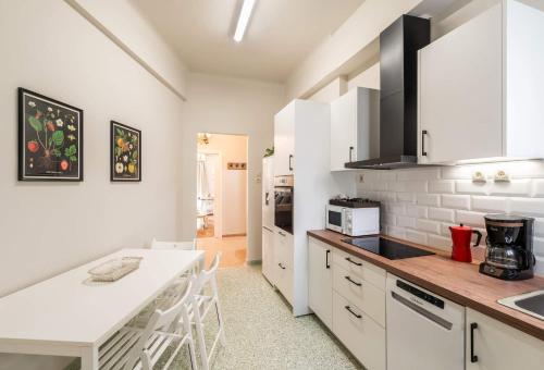 Relax & Comfy 2BR Apt Close To Athens Center
