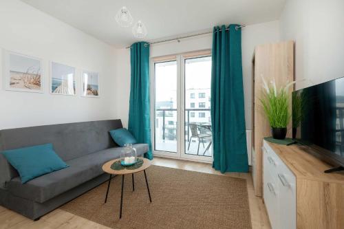 Baltic Breeze Apartment in Gdynia with Parking & Access to the Outdoor Gym by Noclegi Renters