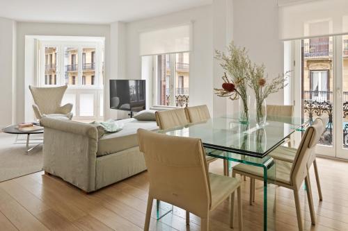 Easo Suite 7 by FeelFree Rentals