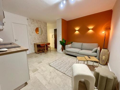 Η κουζίνα ή μικρή κουζίνα στο 4 couchages proche Cassis ambiance cocooning