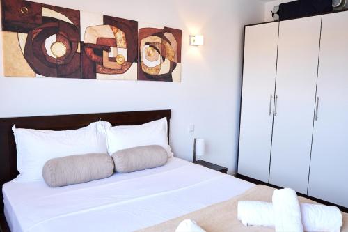 Galeriebild der Unterkunft KÁ RICARDO -T1 Duplex - 6087 - Wifi in Santa Maria