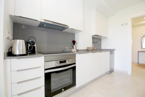 Estepona Port Apartment OLABLANCA