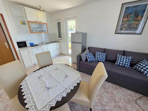 BLAZ 2 - Apartment for 3 persons, 150 m from the beach