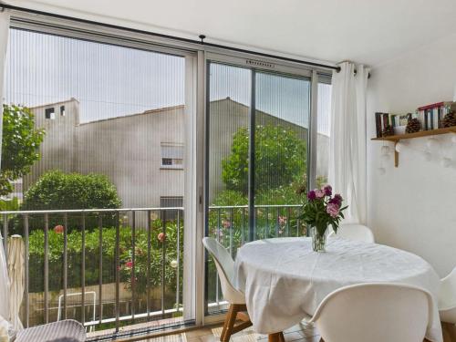 Appartement lumineux 2 pièces pour 4 pers, à 80m de la plage avec terrasse et parking privé - FR-1-423-222