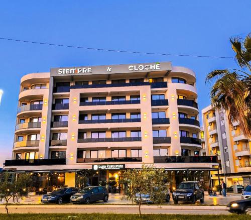 Gallery image of Clochèe in Ulcinj
