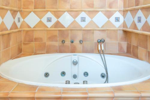 Maiorani Family Apartment nel Centro di Napoli by Wonderful Italy