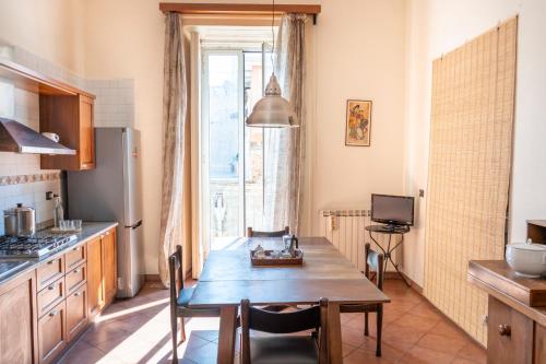 Maiorani Family Apartment nel Centro di Napoli by Wonderful Italy