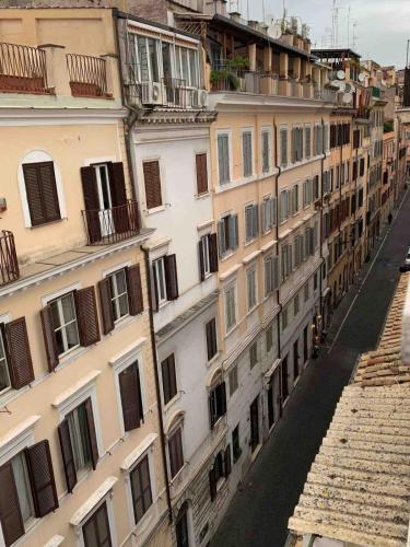 Three bedroom apartment with a view in Monti