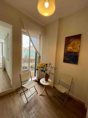Three bedroom apartment with a view in Monti