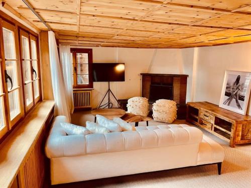 Charming apt PROMENADE GSTAAD Palace view 160m2