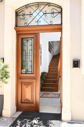 Marea Boutique Suites