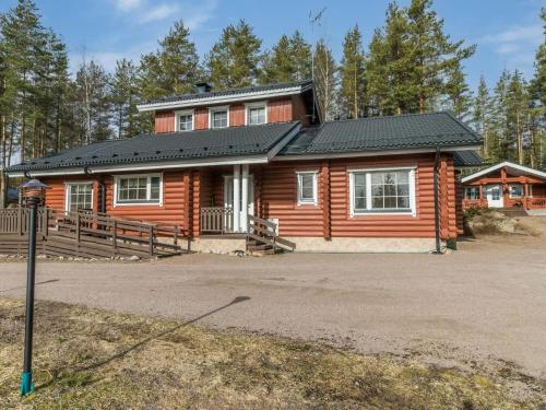 Budova, kde se prázdninový dům nachází