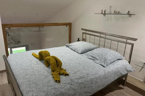 Renovated 1 bedroom apartment near sea