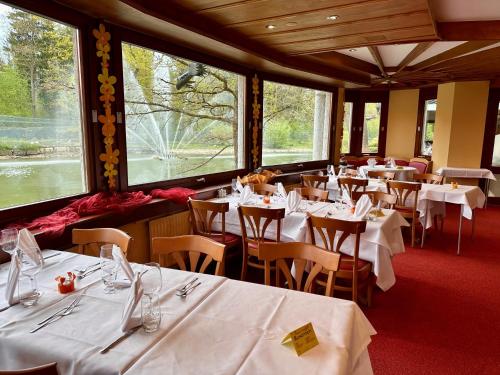 Restaurace v ubytování Hotel Restaurant Florida