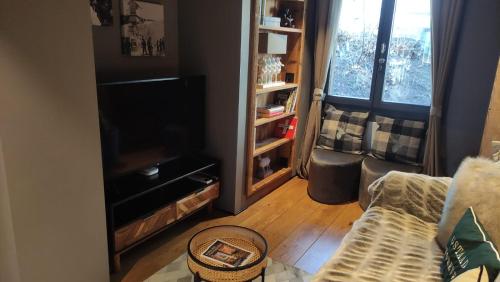 Modern and Bright Apartment in Gstaad Centre