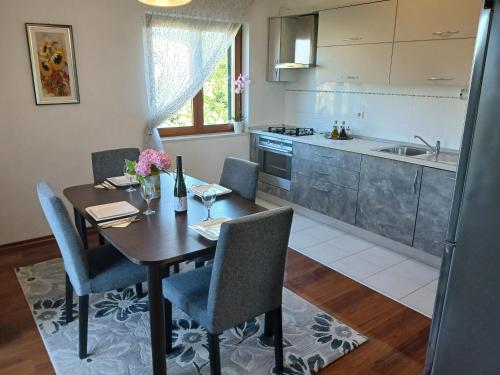 Apartman Mira