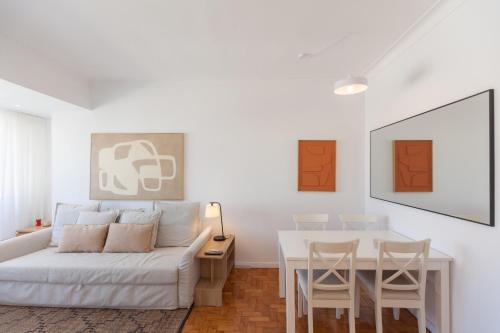FLH Campo Ourique Sunny Retreat