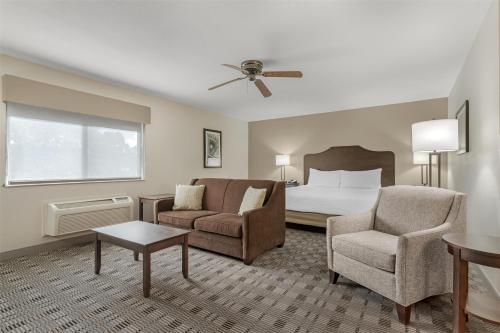 Posezení v ubytování Best Western TimberRidge Inn