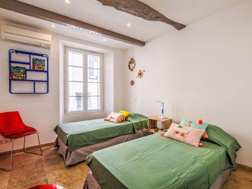 Apartment Les Palmiers by Interhome