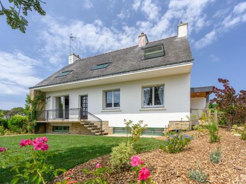 Holiday Home Chrisaflo by Interhome