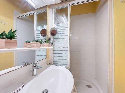 Apartment Daphné by Interhome
