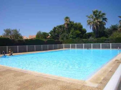 Duplex T3 facing Coudoulière Beach