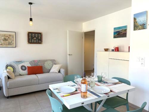 Apartment Les Amarres de l'Aiguillon-4 by Interhome