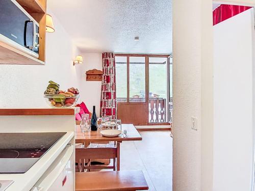 Studio Rond Point des Pistes - Val Claret-25 by Interhome