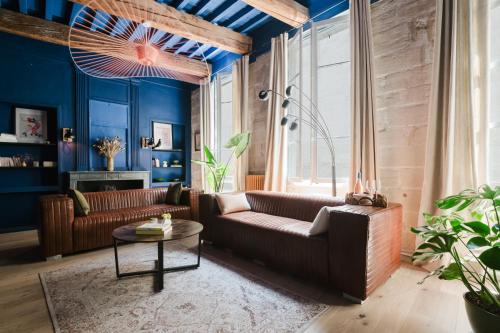 Unique character apartment - heart of Avignon - quiet & charming photo 10