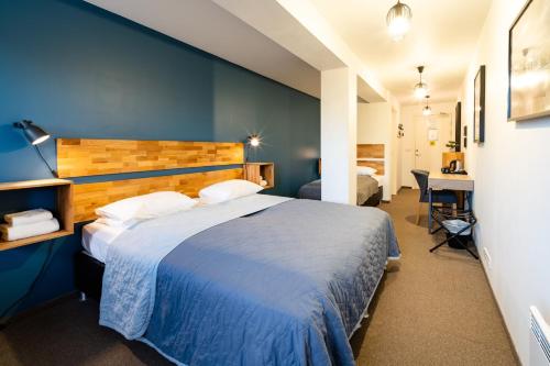 Postel nebo postele na pokoji v ubytování Adventure Hotel Hof