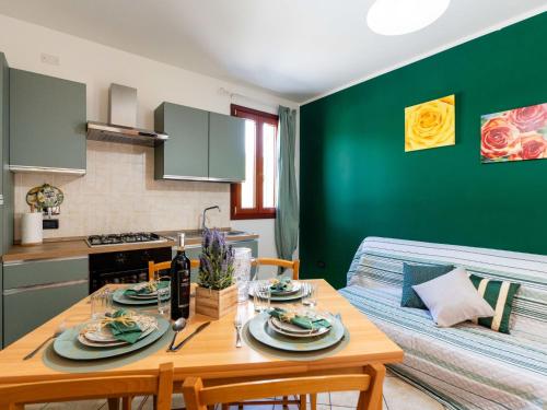 Η κουζίνα ή μικρή κουζίνα στο Apartment Rosmarino by Interhome