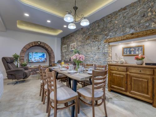 Holiday Home Conrad by Interhome