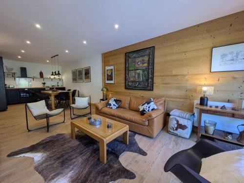 Photo de la galerie de l'établissement Appartement charme 6 pers., terrasse 110 m², pieds des pistes - FR-1-342-336, à Beaufort