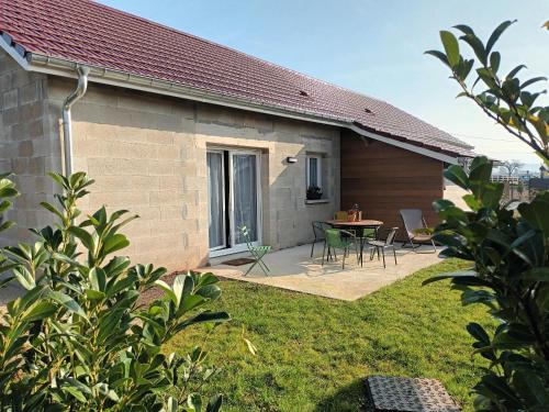 Gîte de Pommette avec Terrasse et Parking à Amage - FR-1-583-455