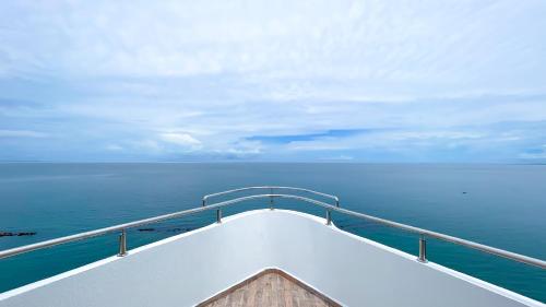 a view from the deck of a cruise ship in the ocean at Magico PentHouse Duplex Frente al Mar 3 Habs FB112 in Coveñas