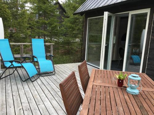 Un balcón o terraza en Maven Kustnära Stugor