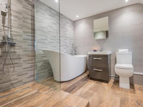 Ένα μπάνιο στο 4 Bed in Hackthorpe SZ321