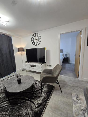 Mega9 Luxury 2Bedrooms Apartment - 2Baths, 2Toilets photo 10