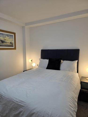 Mega9 Luxury 2Bedrooms Apartment - 2Baths, 2Toilets photo 17