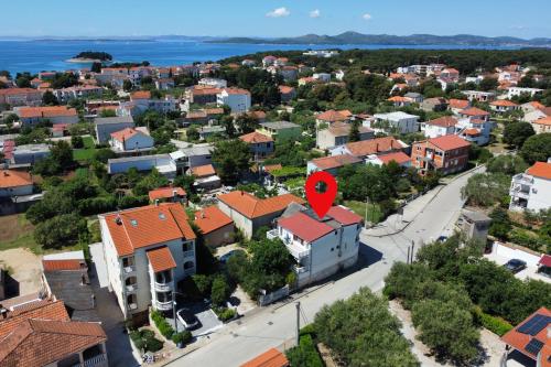 Apartments with parking space Pakostane, Biograd - 22462